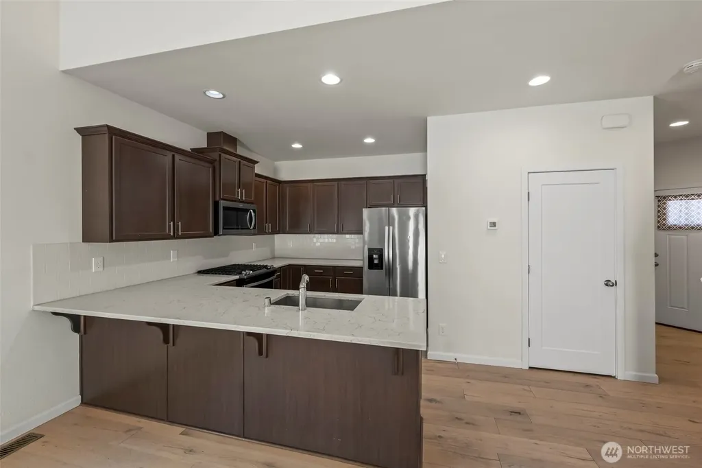 920 E Old Ranch Road Allyn WA 98524