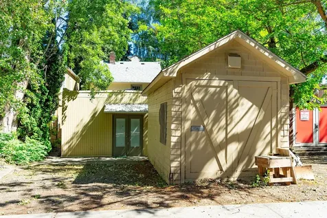 19 Dravus Street Seattle WA 98109