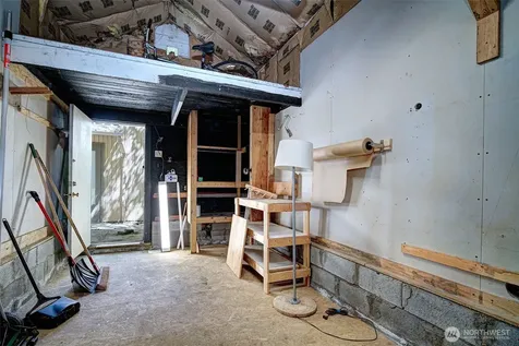 19 Dravus Street Seattle WA 98109