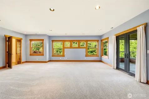43013 SE 163rd Street North Bend WA 98045