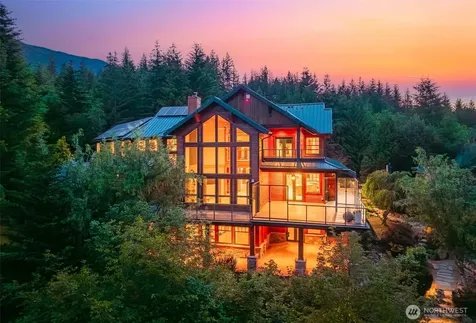 43013 SE 163rd Street North Bend WA 98045