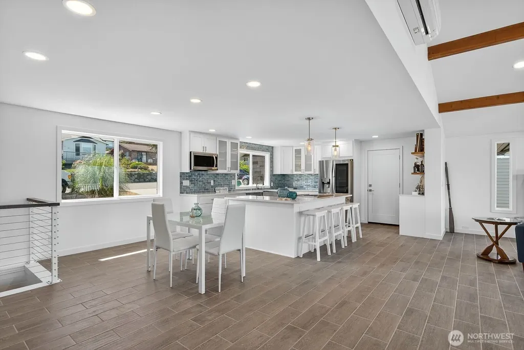 1497 Thompson Drive Camano Island WA 98282