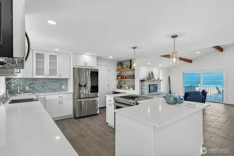 1497 Thompson Drive Camano Island WA 98282
