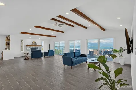 1497 Thompson Drive Camano Island WA 98282