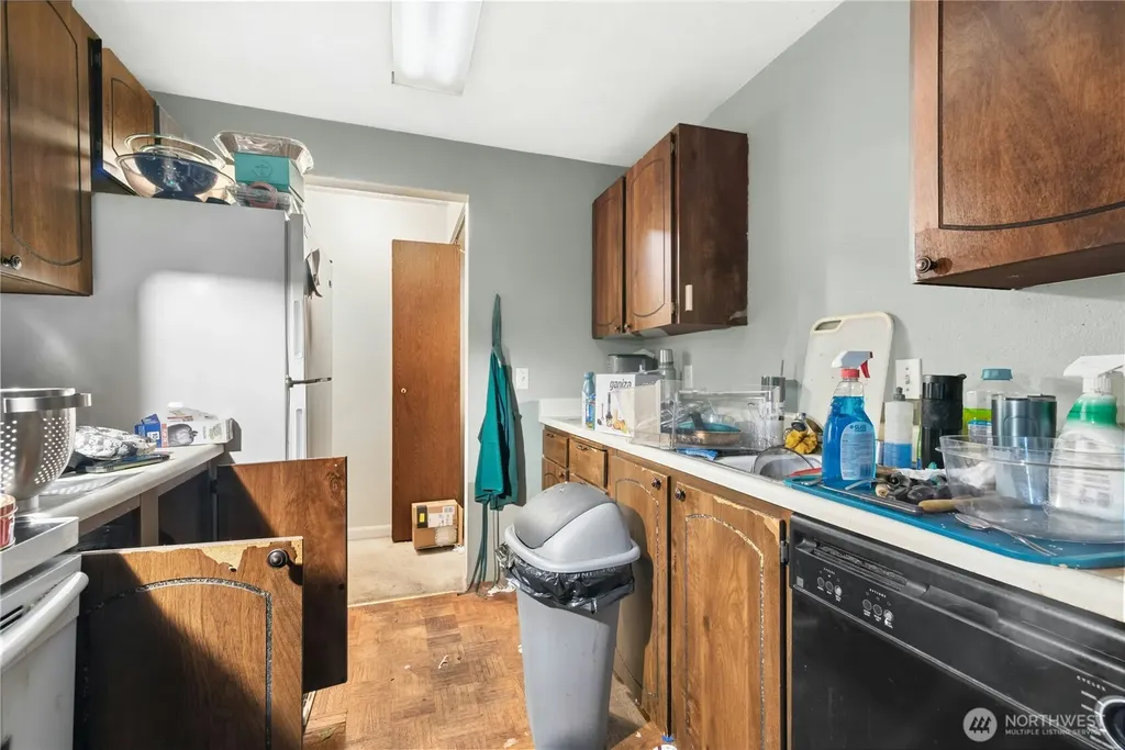 5506 SW 220th St SW Mountlake Terrace WA 98043