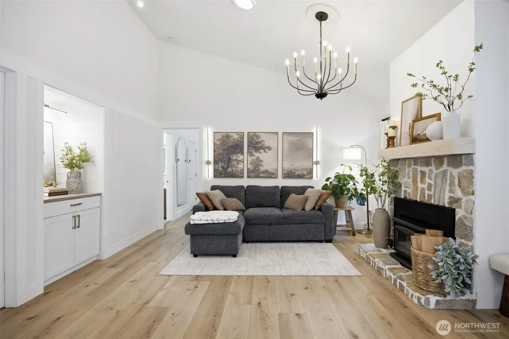 7 Summer Bell Lane Bellingham WA 98229