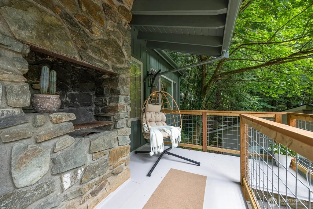 7 Summer Bell Lane Bellingham WA 98229
