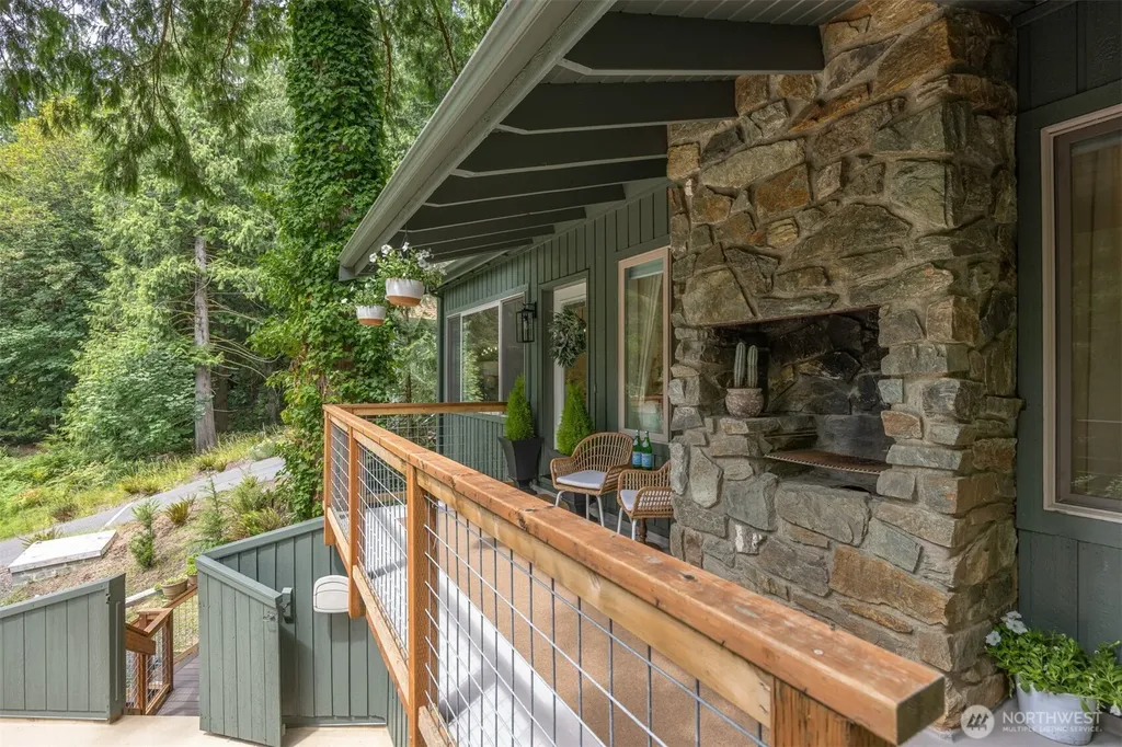 7 Summer Bell Lane Bellingham WA 98229
