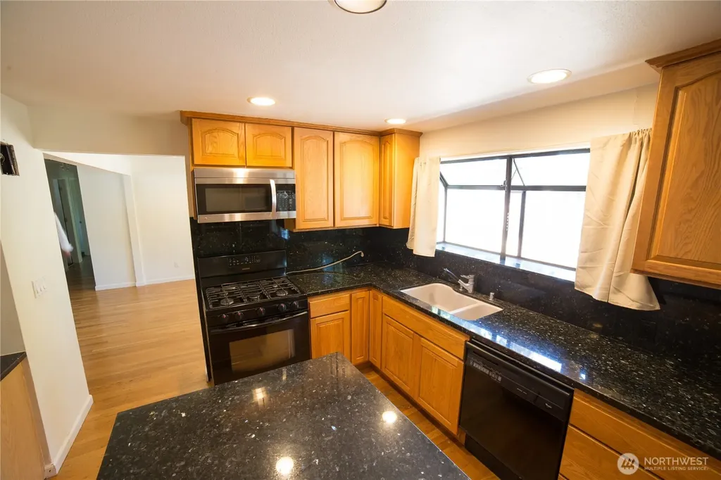 2500 167th Place NE Bellevue WA 98008