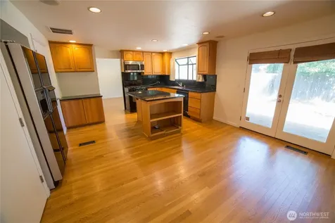 2500 167th Place NE Bellevue WA 98008