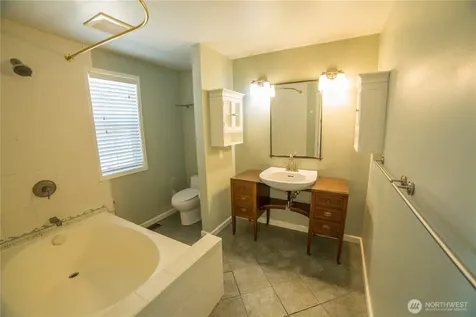 2500 167th Place NE Bellevue WA 98008