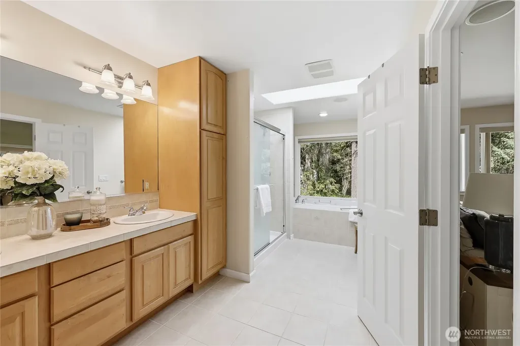 4354 NW Westgate Road Silverdale WA 98383