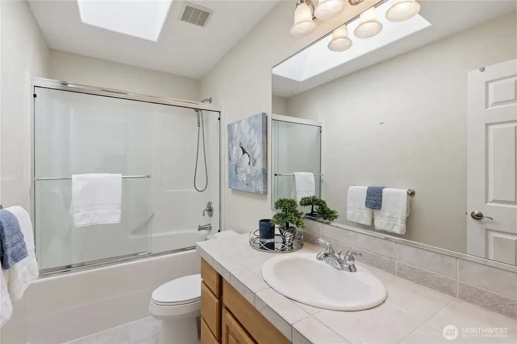 4354 NW Westgate Road Silverdale WA 98383