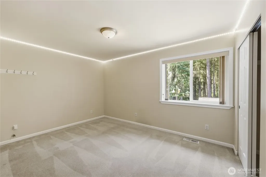 4354 NW Westgate Road Silverdale WA 98383