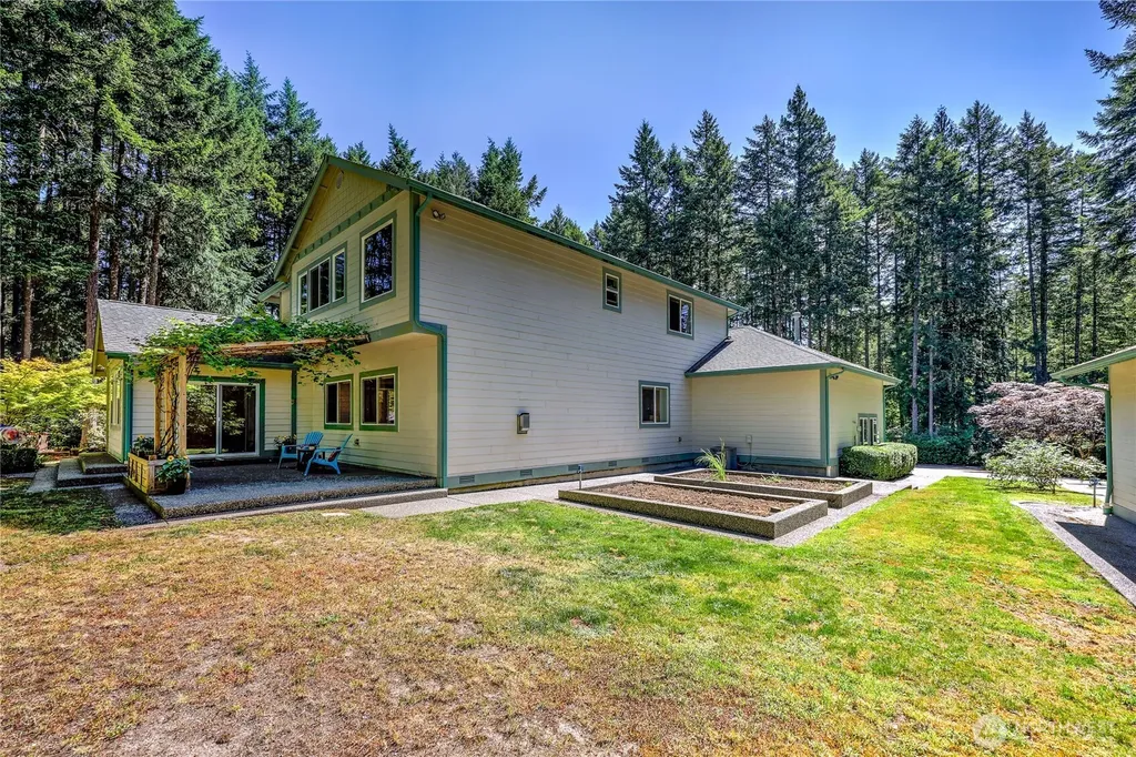 4354 NW Westgate Road Silverdale WA 98383