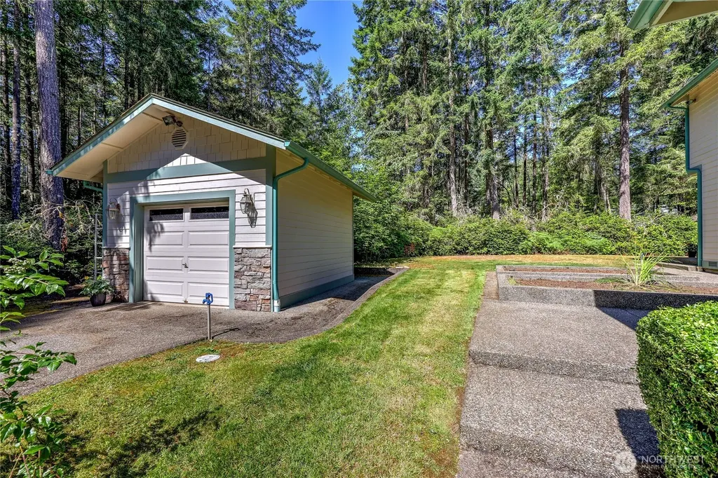 4354 NW Westgate Road Silverdale WA 98383