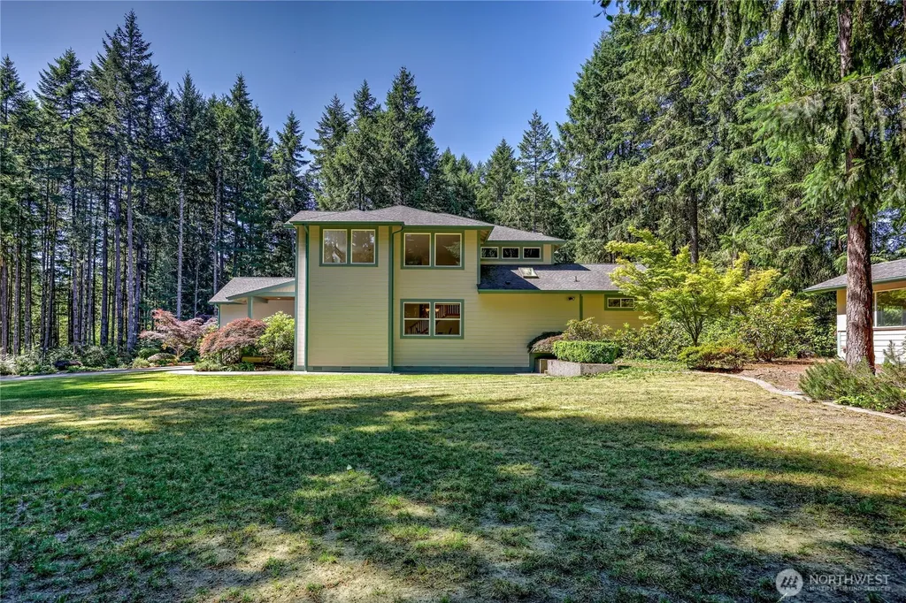 4354 NW Westgate Road Silverdale WA 98383