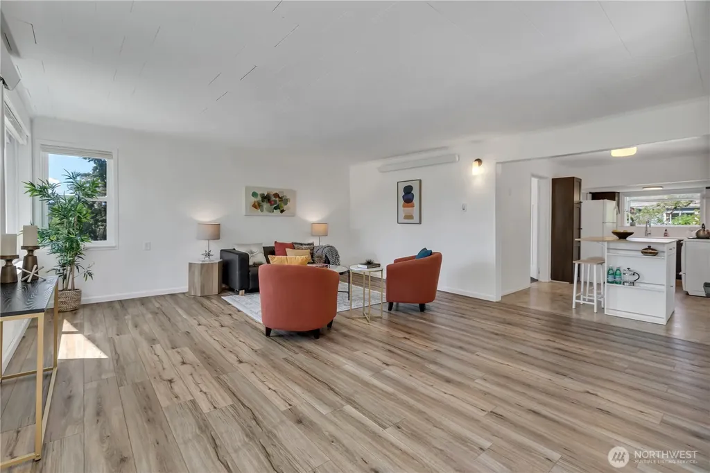 1232 SW Othello Street Seattle WA 98106