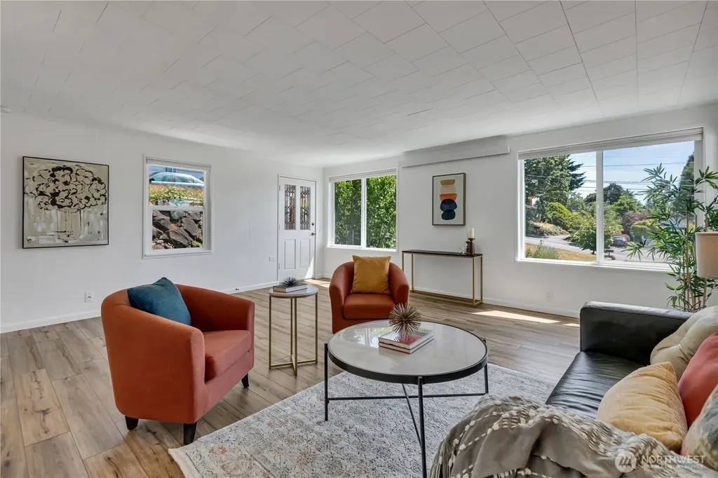 1232 SW Othello Street Seattle WA 98106