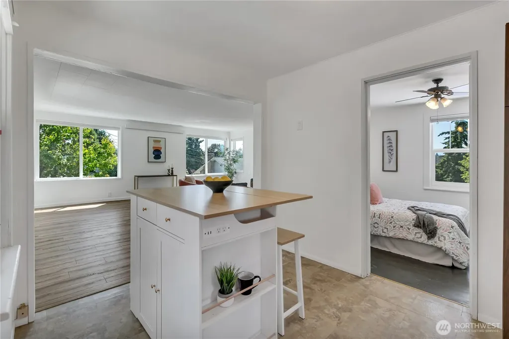 1232 SW Othello Street Seattle WA 98106
