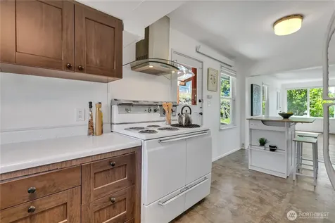 1232 SW Othello Street Seattle WA 98106