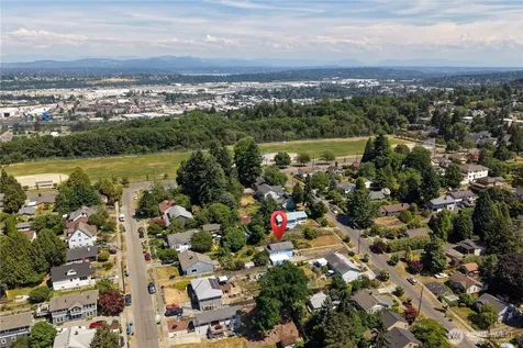 1232 SW Othello Street Seattle WA 98106