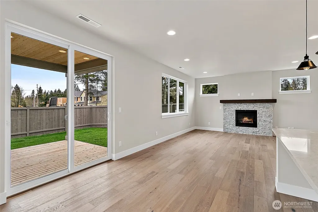 15624 SE 257th Place Covington WA 98042