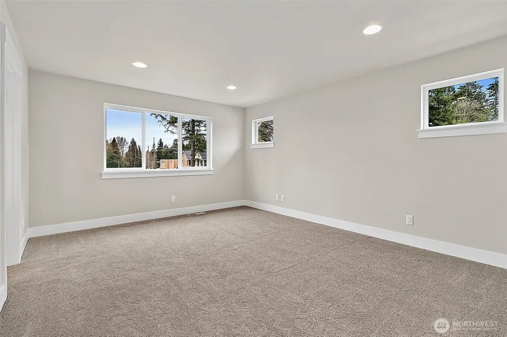 15624 SE 257th Place Covington WA 98042