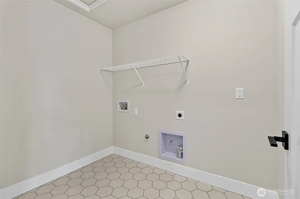 15624 SE 257th Place Covington WA 98042