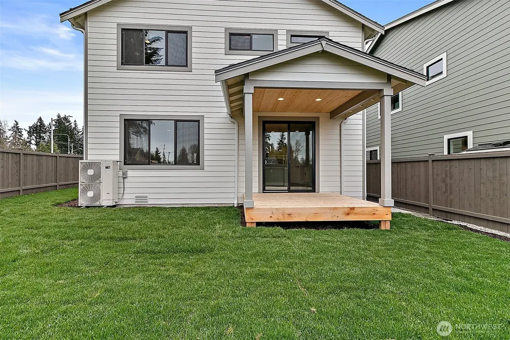 15624 SE 257th Place Covington WA 98042