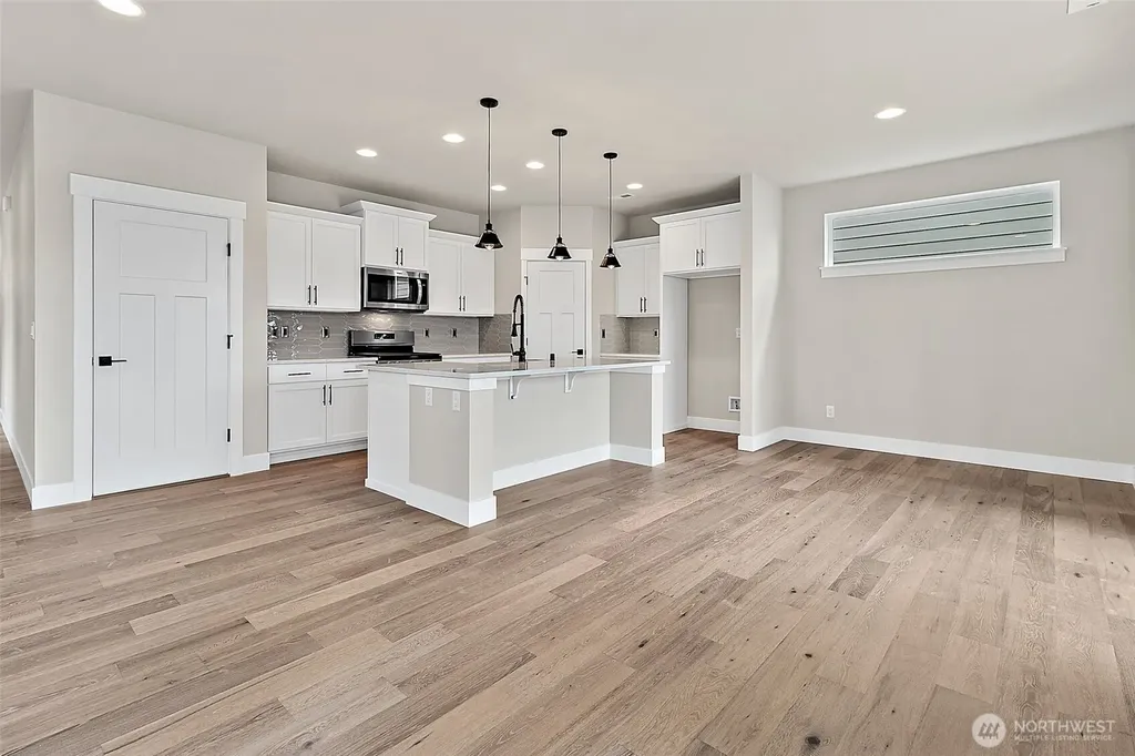 15624 SE 257th Place Covington WA 98042