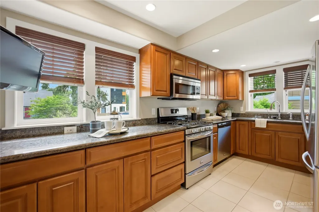 8903 3rd Avenue NW Seattle WA 98117