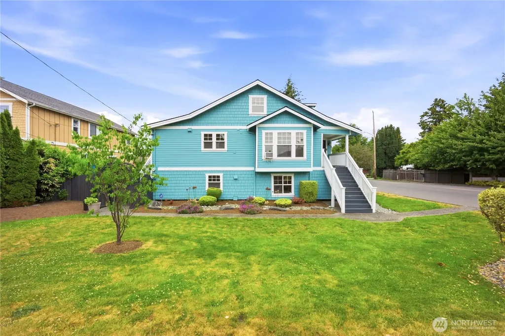 8903 3rd Avenue NW Seattle WA 98117