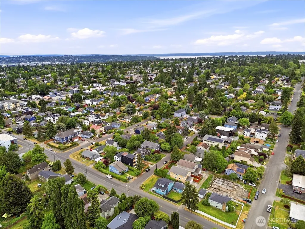 8903 3rd Avenue NW Seattle WA 98117