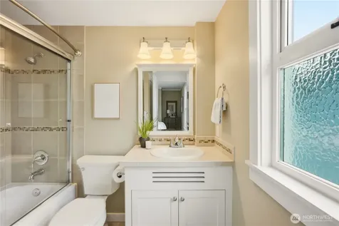 8903 3rd Avenue NW Seattle WA 98117
