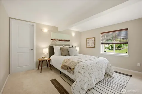 8903 3rd Avenue NW Seattle WA 98117