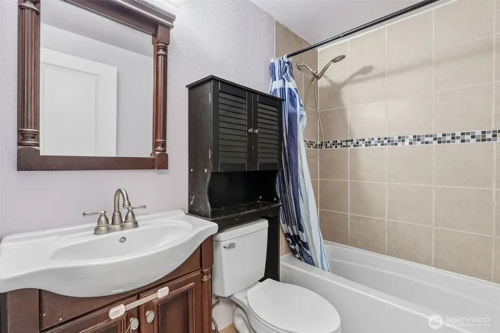 7001 NE 101st Court Vancouver WA 98662