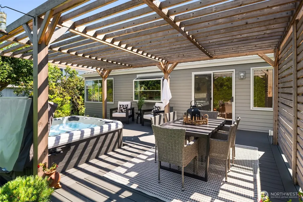 11280 Marine View Drive SW Seattle WA 98146