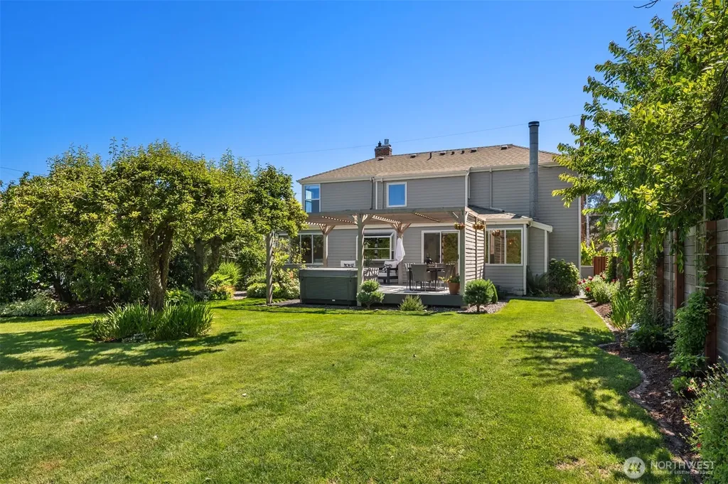 11280 Marine View Drive SW Seattle WA 98146