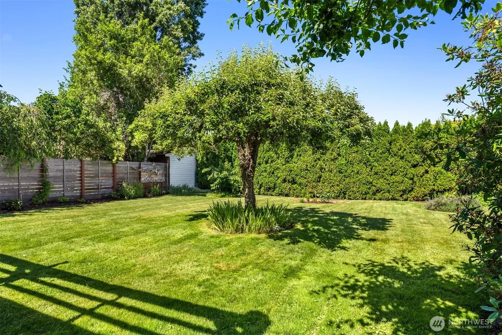 11280 Marine View Drive SW Seattle WA 98146