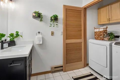 11280 Marine View Drive SW Seattle WA 98146