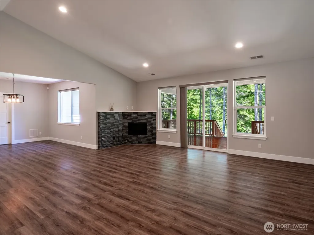 18706 232nd Avenue E Orting WA 98360