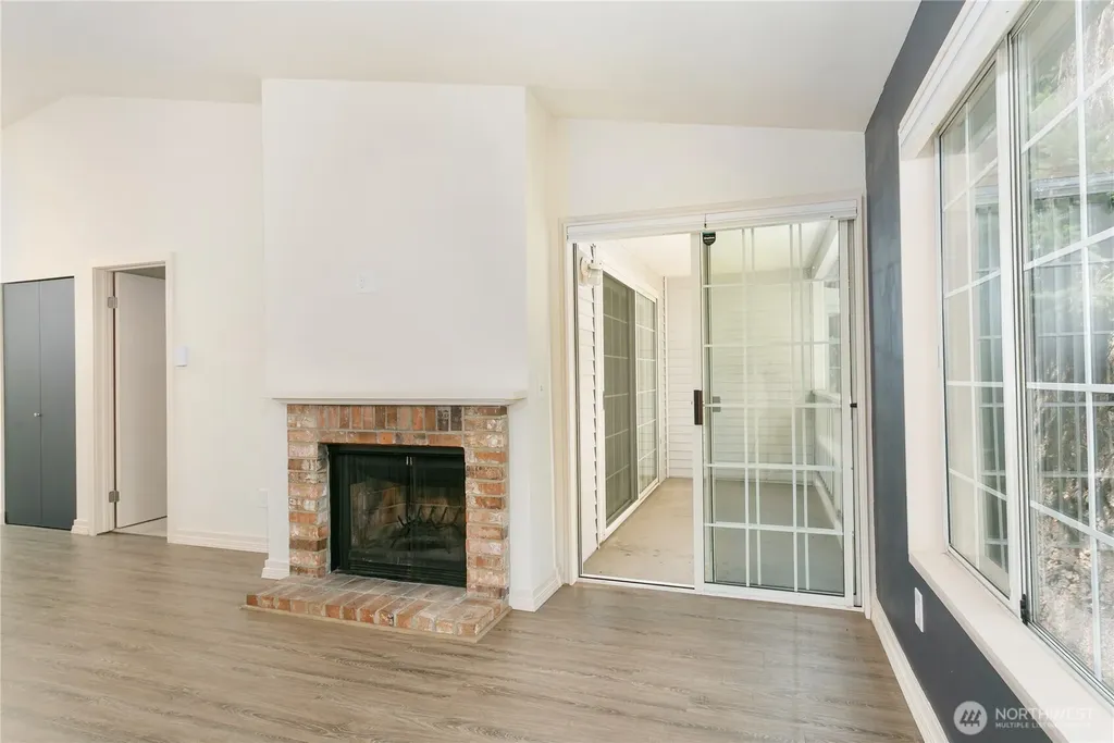 12385 SE 41st Lane Bellevue WA 98006