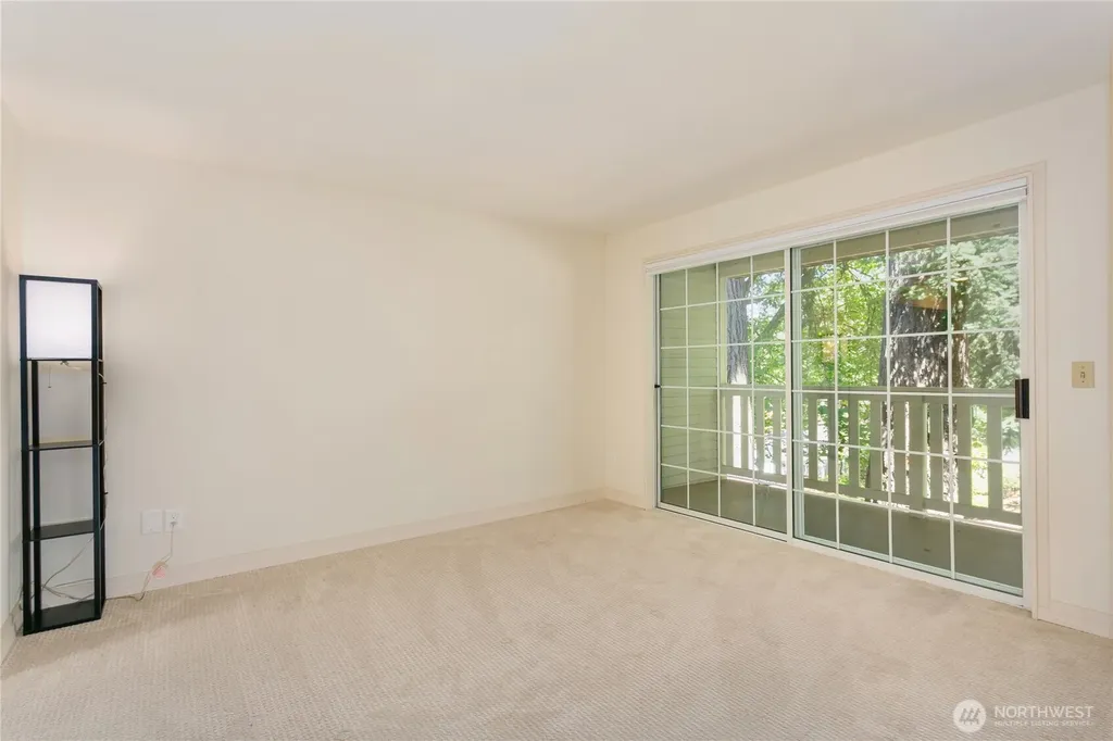 12385 SE 41st Lane Bellevue WA 98006