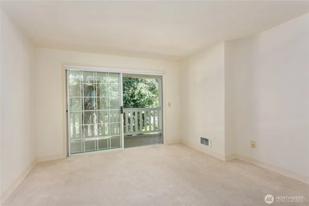 12385 SE 41st Lane Bellevue WA 98006