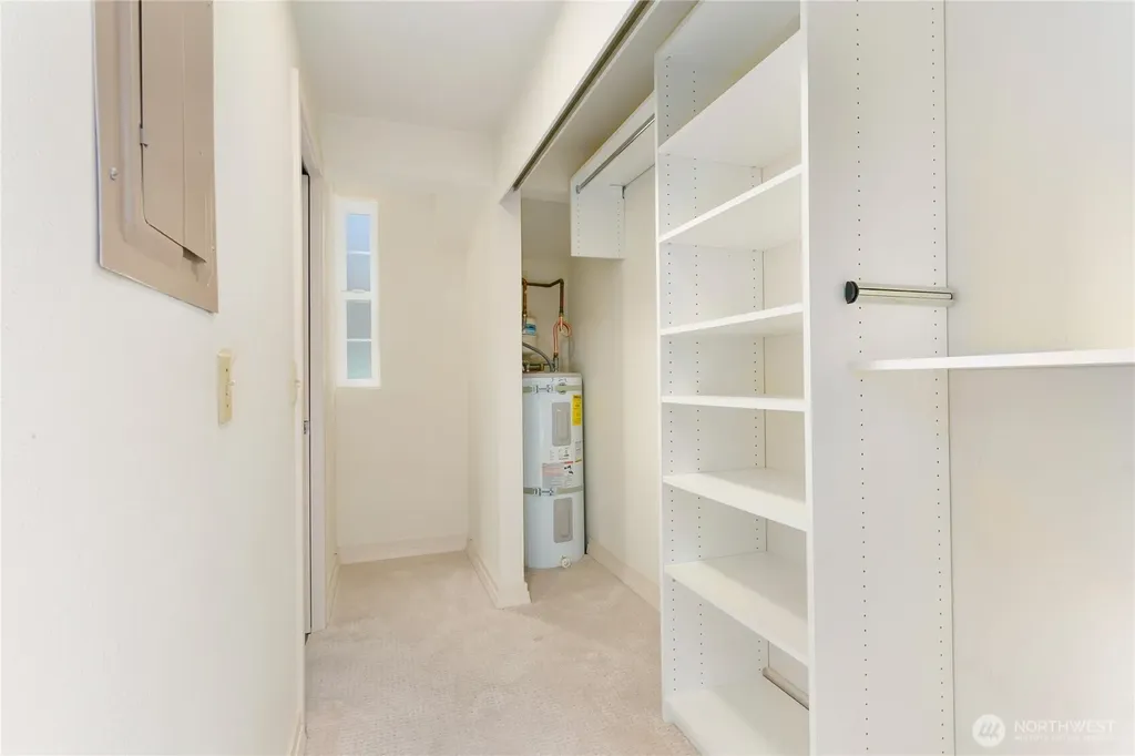 12385 SE 41st Lane Bellevue WA 98006