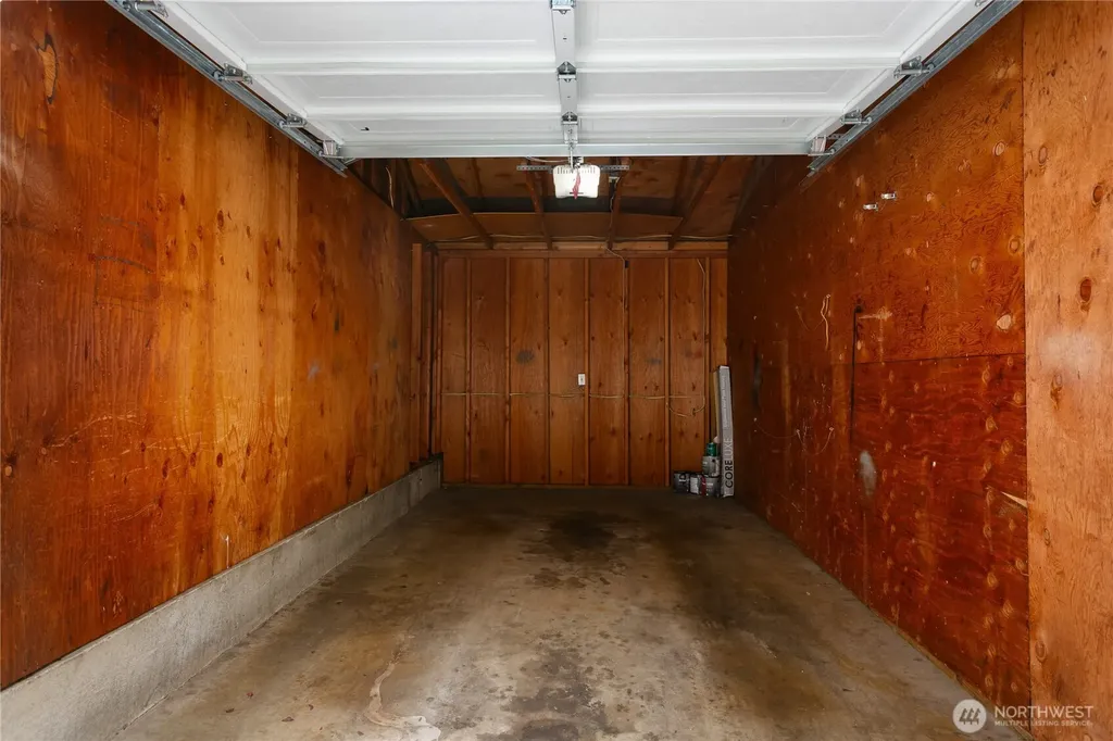 12385 SE 41st Lane Bellevue WA 98006