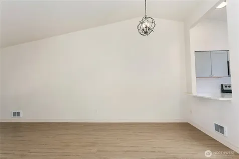 12385 SE 41st Lane Bellevue WA 98006