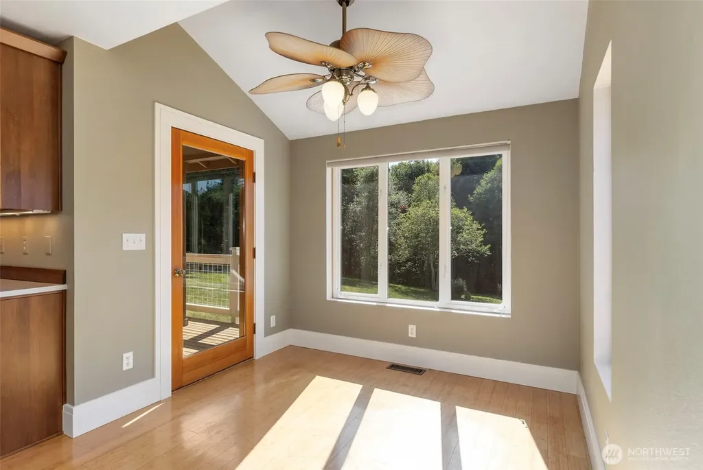 27201 State Highway 3 NE Poulsbo WA 98370