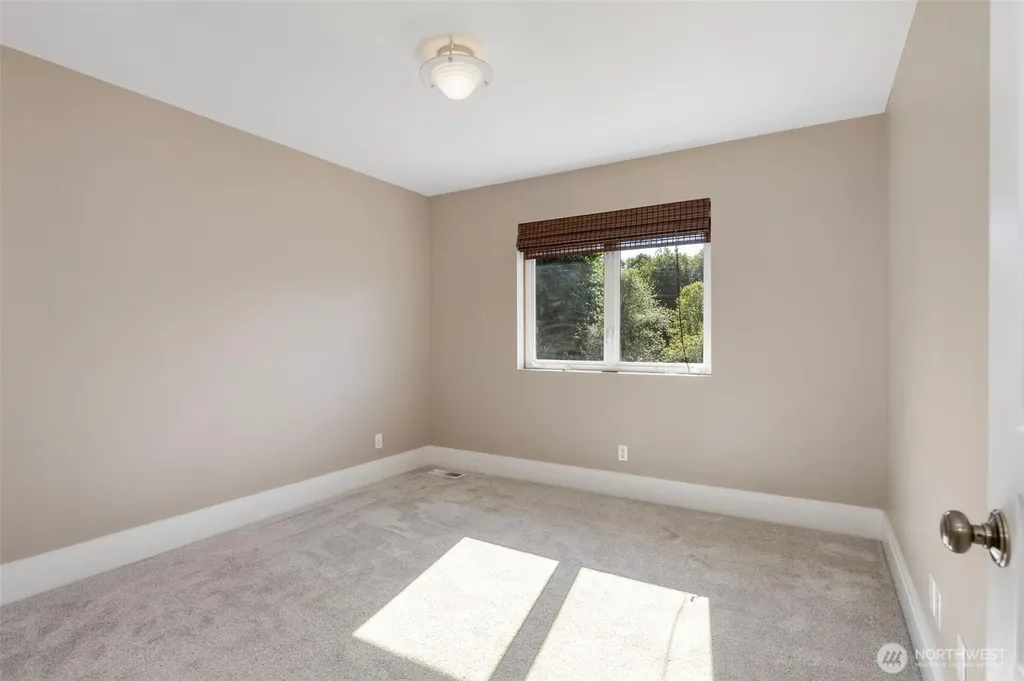 27201 State Highway 3 NE Poulsbo WA 98370